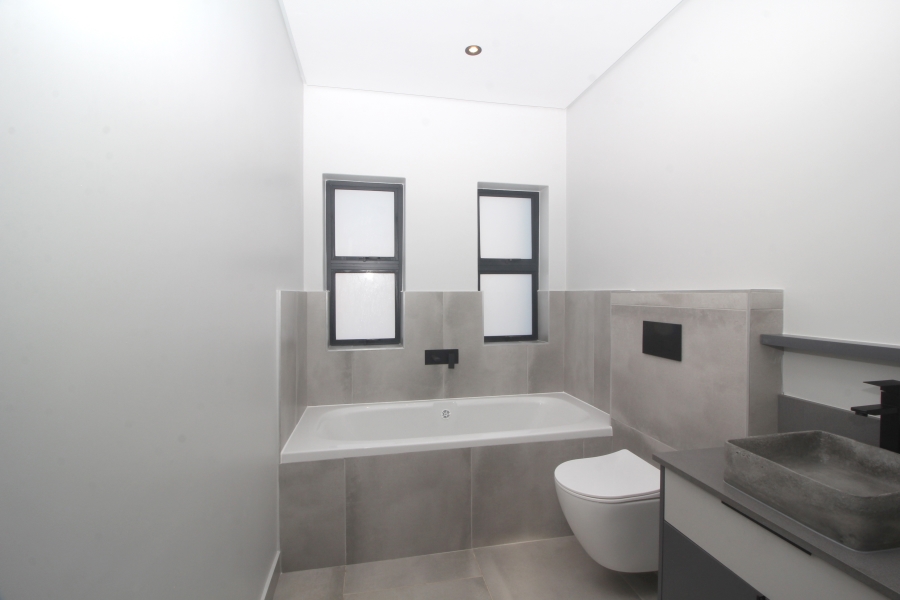 3 Bedroom Property for Sale in Hartland Lifestyle Estate Western Cape